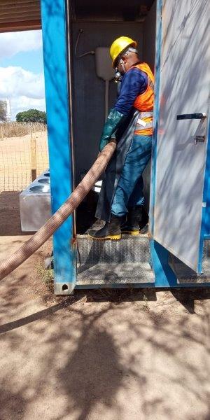 Desentupidora de fossa preço